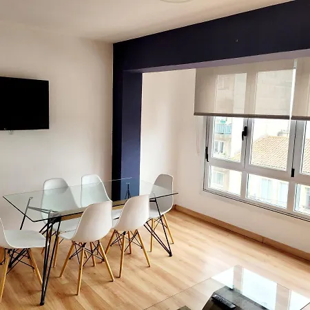 Amplio Piso Luminoso Cerca Del Camino Y Catedral C3