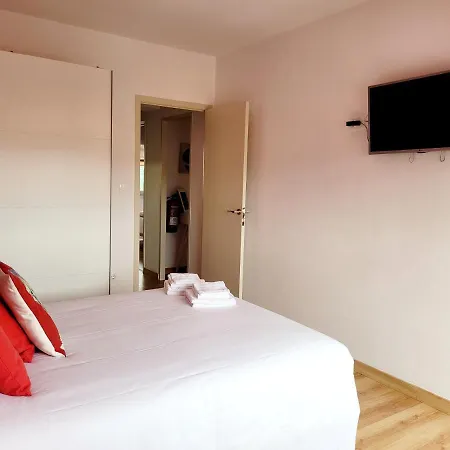 Lägenhet Amplio Piso Luminoso Cerca Del Camino Y Catedral C3