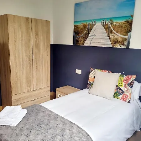 Lägenhet Amplio Piso Luminoso Cerca Del Camino Y Catedral C3